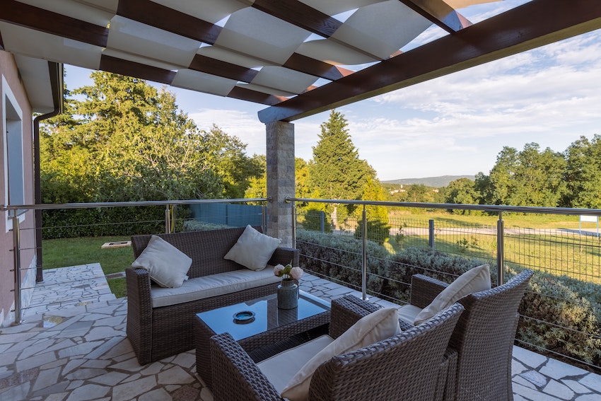 Ways to Get Your Home + Yard Ready for Spring in Michigan